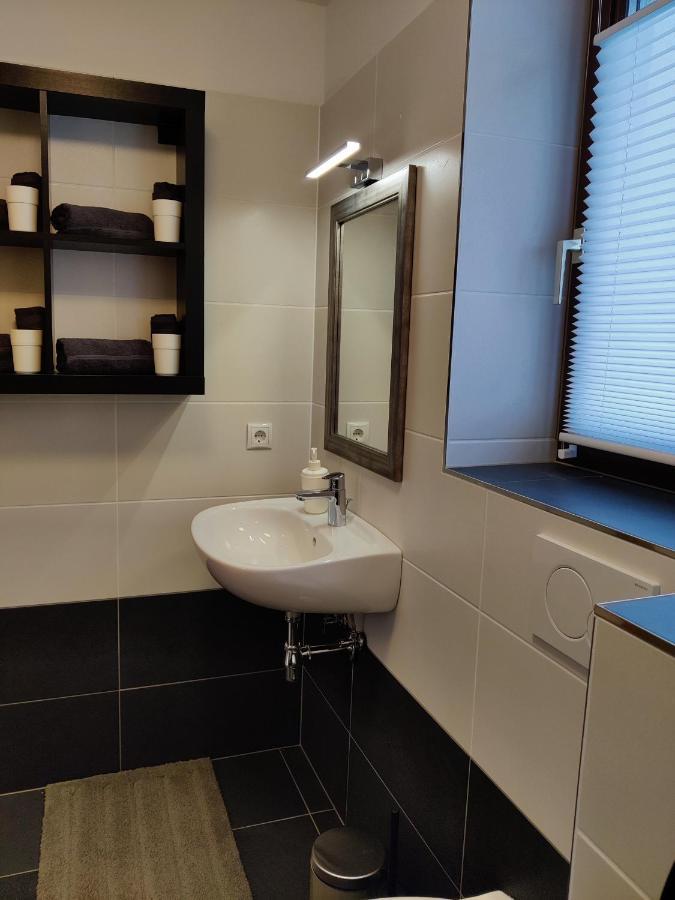 Holiday Home In Quiet Beautiful Area With Two Separate, Modern, Furnished Apartments Deutsch-Wagram Eksteriør bilde