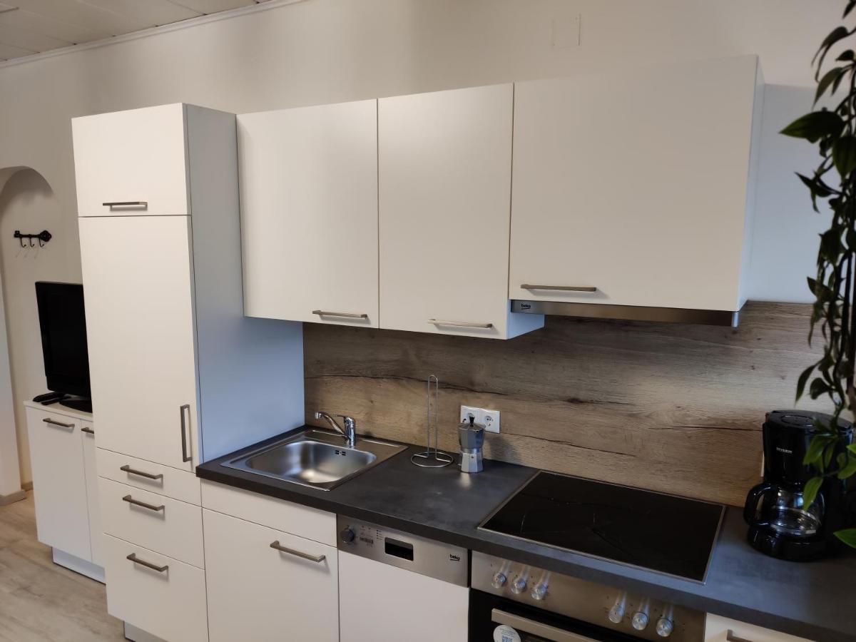 Holiday Home In Quiet Beautiful Area With Two Separate, Modern, Furnished Apartments Deutsch-Wagram Eksteriør bilde